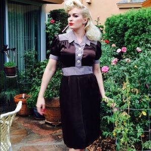 Tarantula Clothing Shop Girl Brown Dress